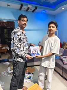 पुरानी कॉपियां और पुस्तकें दान करें: शिक्षा की ओर बढ़ाएं एक मजबूत कदम