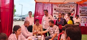 फ्रेंडशिप डे के अवसर पर लायंस क्लब बिलासपुर संगम द्वारा रक्तदान शिविर का आयोजन