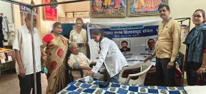 वृद्धाश्रम में लायंस क्लब बिलासपुर संगम ने किया निःशुल्क स्वास्थ्य परीक्षण