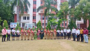 लायंस क्लब बिलासपुर संगम द्वारा सेंट जेवियर हाई स्कूल भरनी में किया 500 पौधों का वृहत वृक्षारोपण