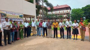 लायंस क्लब बिलासपुर संगम द्वारा सेंट जेवियर हाई स्कूल भरनी में किया 500 पौधों का वृहत वृक्षारोपण